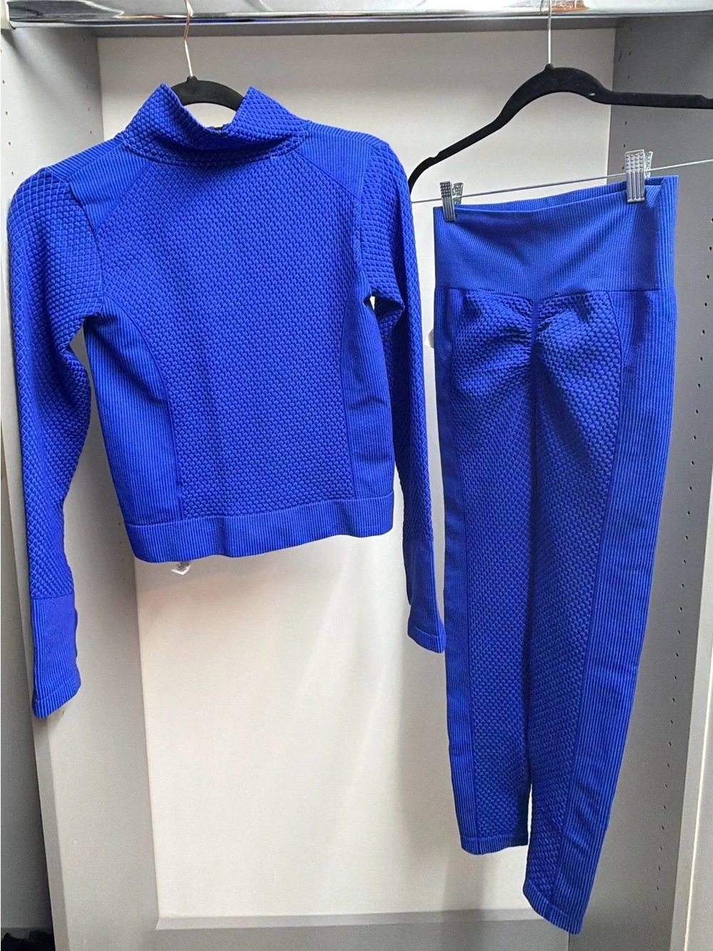 Bailey/44 Sport Cobalt Blue Seamless Activewear Set – Size Small